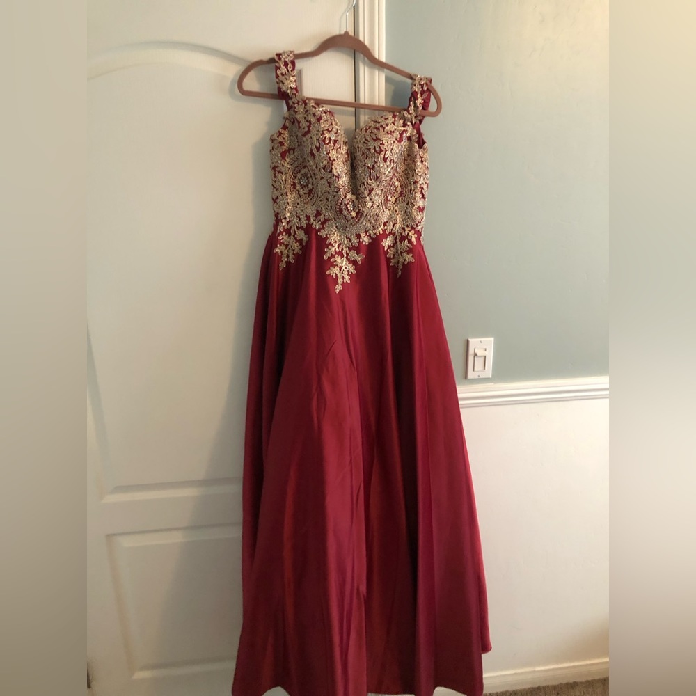 ELEGANT DRESS FOR WOMEN